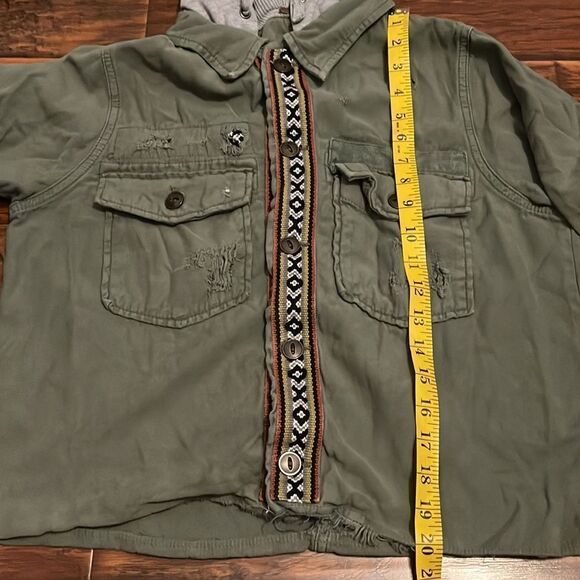 Free People Distressed Green Embroidered Detailing Boho Gray Hoodie Crop Jacket - Picture 10 of 12